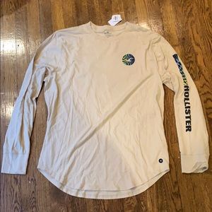 Hollister Long Sleeve T